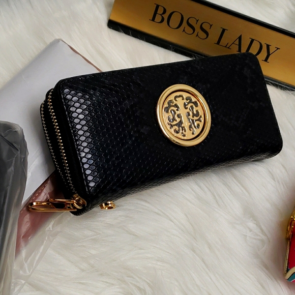 Wallet snake skin print wristlet - Picture 2 of 13